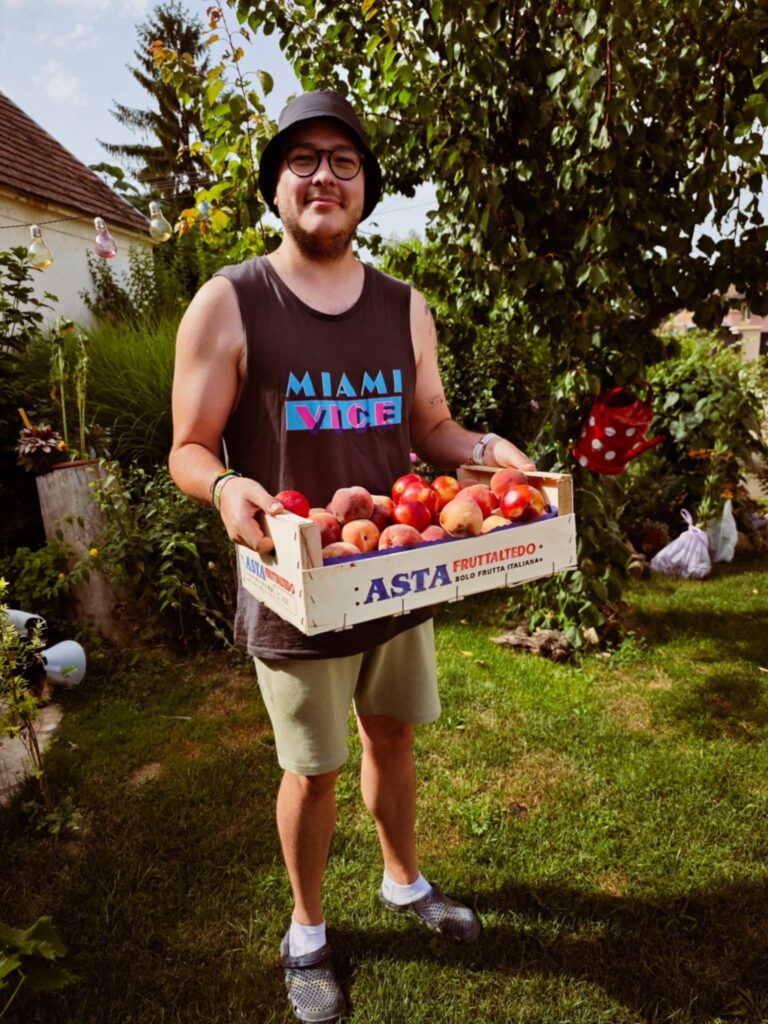 basali mereg, Martin